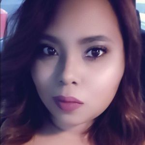 Meet your Posher, Yaliza